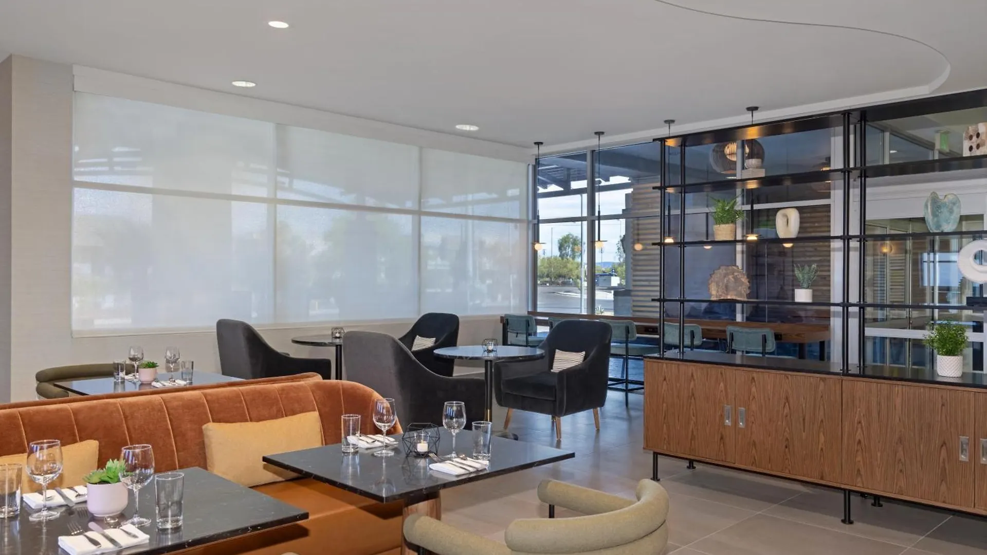 Doubletree By Hilton Las Vegas East Flamingo Hotel