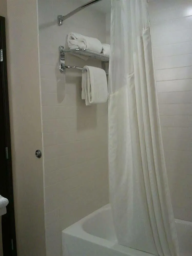 Doubletree By Hilton Las Vegas East Flamingo Hotel